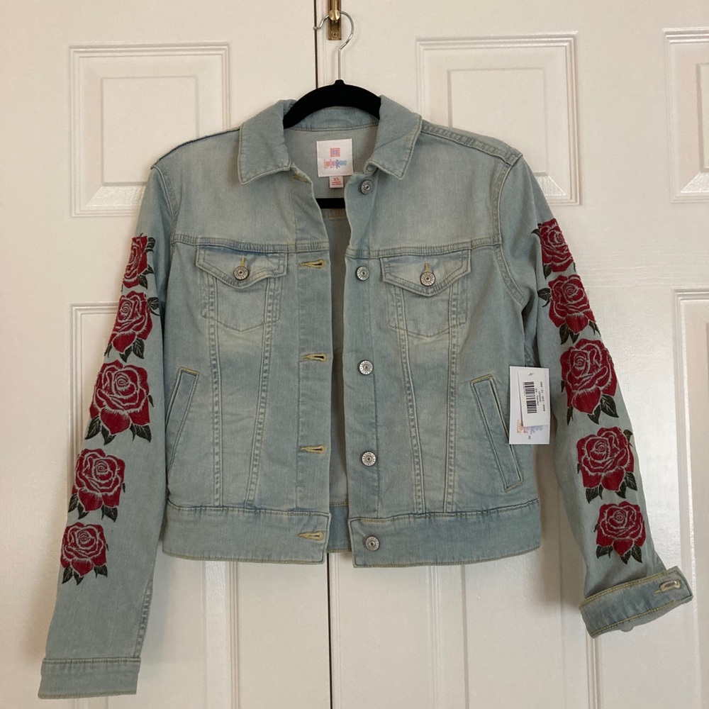 Embroidered denim jacket